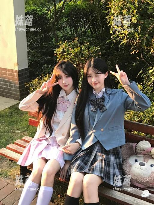 51吃瓜群众 听说“51吃瓜群众”直达热议话题,方向不对也要看一眼吧?