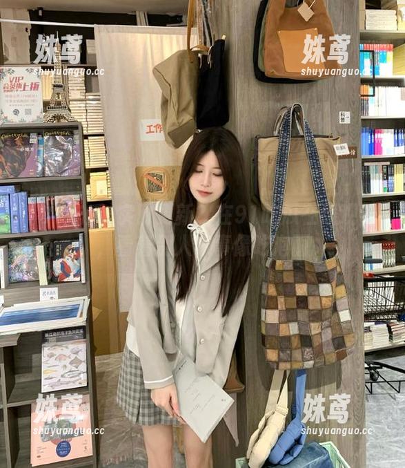 91吃瓜 实时更新?在91吃瓜在线观看,看着别人家事像吃泡面