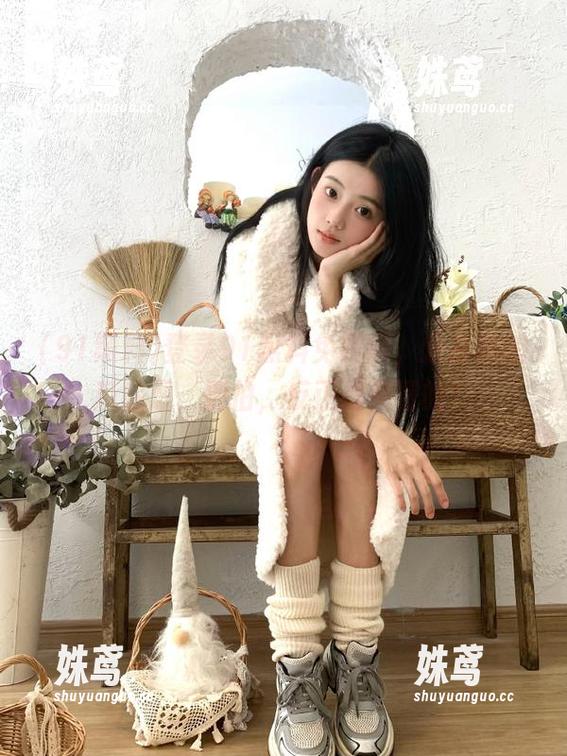 登录91黑料免费版，分享你的瓜感想，别怕，反正是免费的！