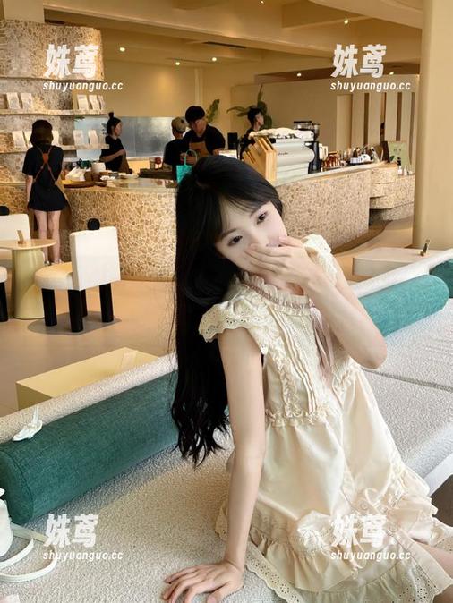 听说靠近“cgw”传送门能泡出好戏呢，真想试试！