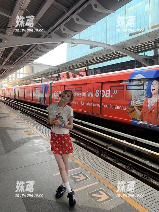 五一吃瓜中心 五一吃瓜中心官网:邀请你做我的吃瓜同伴,你准备好了吗?