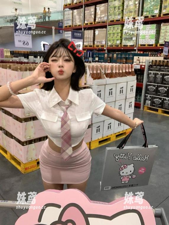 每年五一，只想在五一吃瓜群众的传送门里吃吃瓜，算了，谁在意呢？