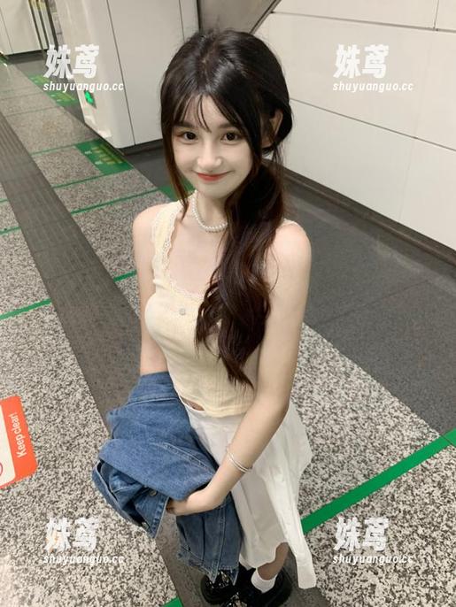 这不，只吃瓜，这位“卖瓜”的居然点了今日吃瓜51app，上了一个大瓜直播引爆了小宇宙！