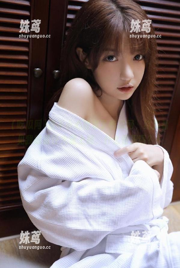 吃瓜网 我不小心登录了吃瓜网,结果看见我的前任火速上榜,什么情况啊?!