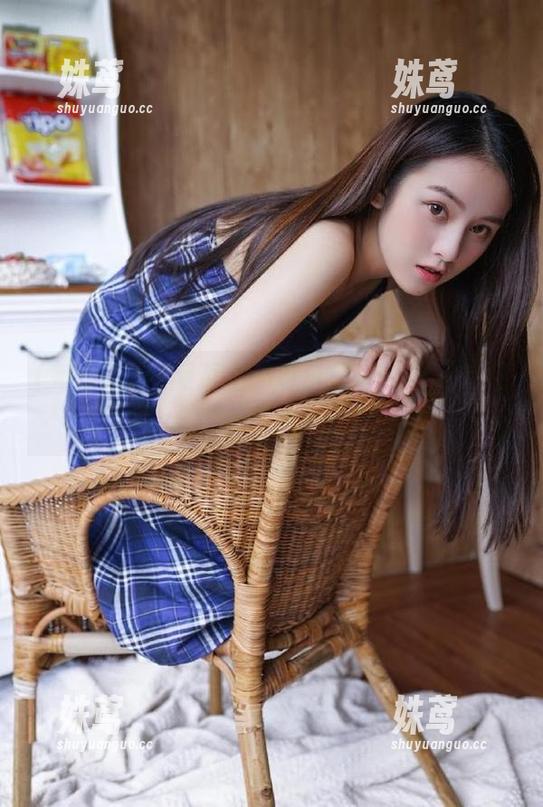 网页上的每日黑料，真是瓜田里跑出来的八卦！