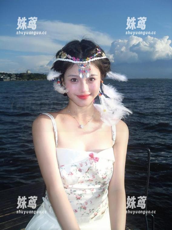 每日黑料：登录后，认真的我只想来围观，偶尔也腿软！