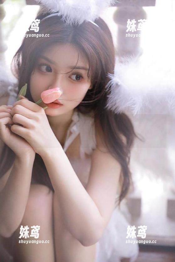 吃瓜新神器！登录黑料社APP，成为吃瓜界的浪漫冒险家！