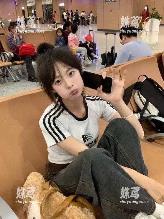 黑料网今日更新：那个网页幕后有人专门撰写的瓜你知道吗？